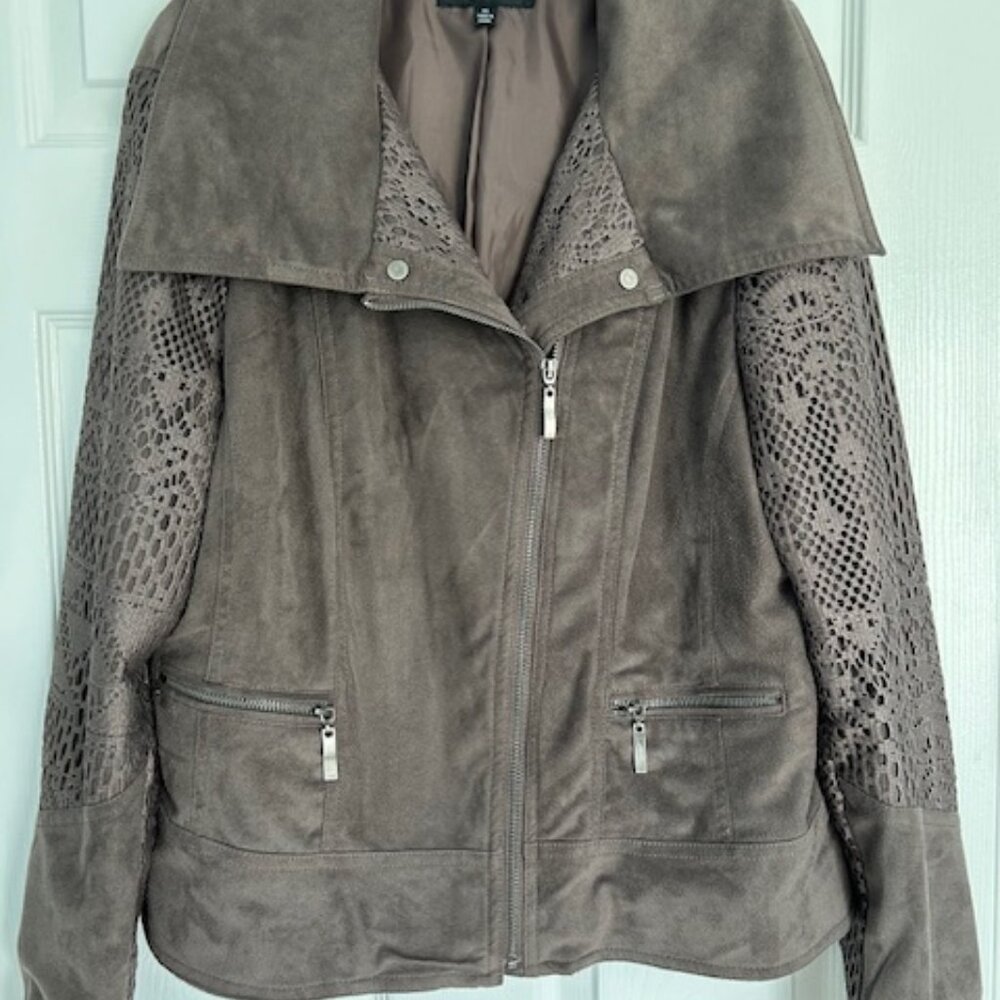 Montanaco Gray Faux Suede Jacket XL Women’s Detailed Sleeve Lace Look - Picture 8 of 8